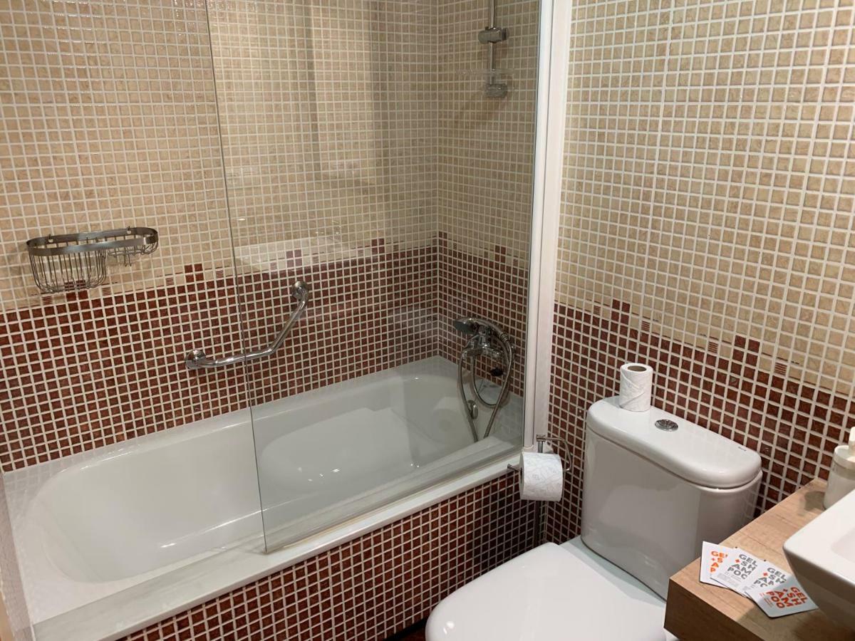 Apartamento Slg Apartment Caldas De Reis Luaran gambar